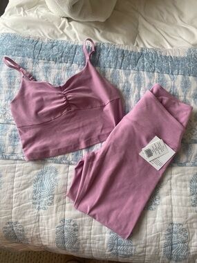 Beyond Yoga Spacedye SET Pink Haze Heather Top and Leggings